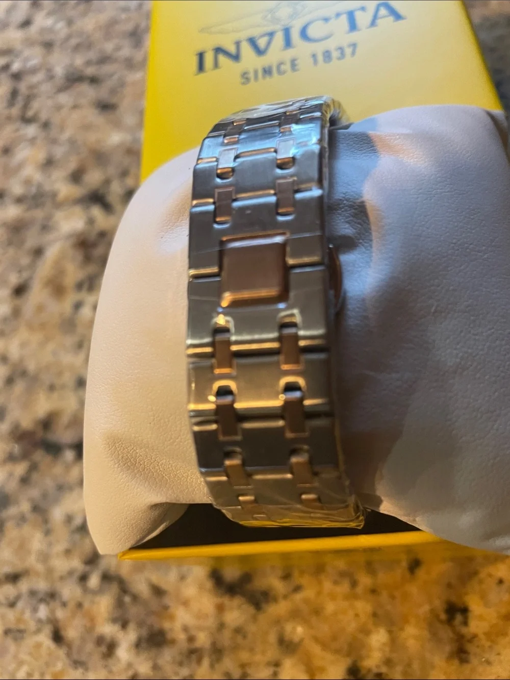 Invicta stylish men